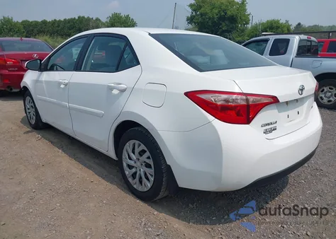 2017 Toyota Corolla Le z USA, uszkodzony, nr VIN 2T1BURHE4HC947982